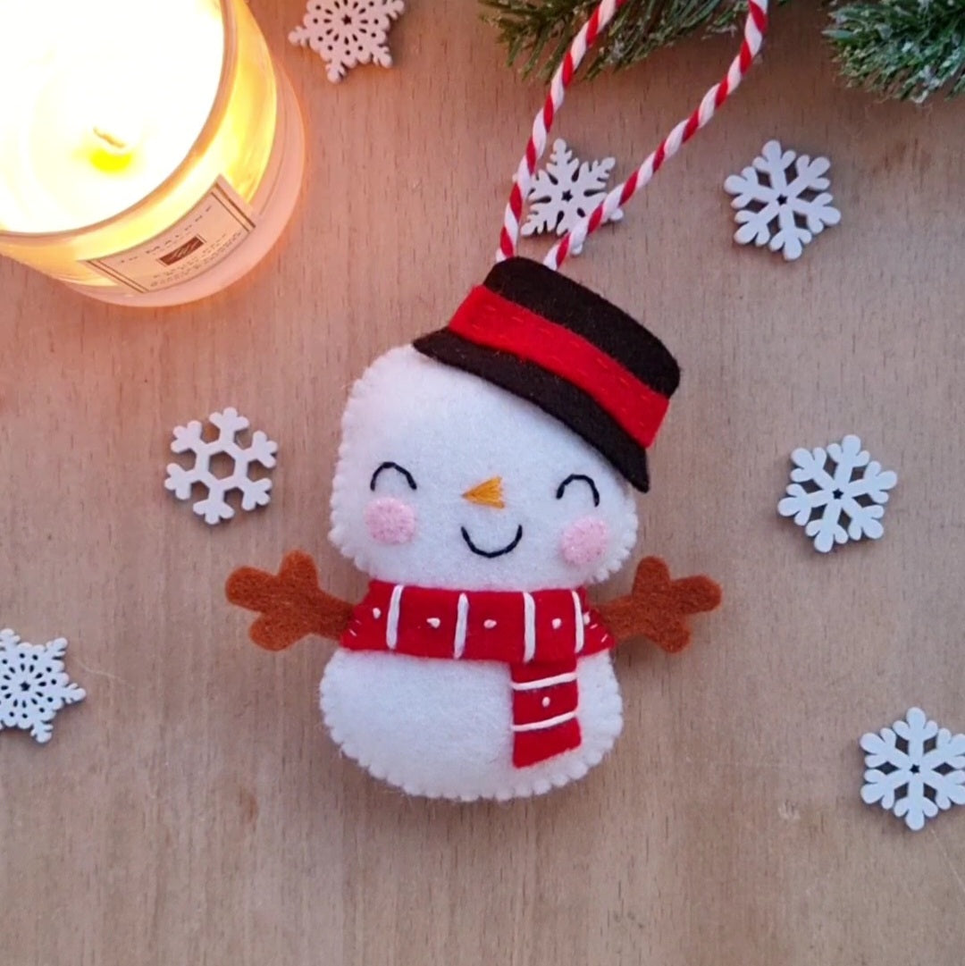 Advent Calendar 2024 Happy snowman - Day 2 PDF pattern